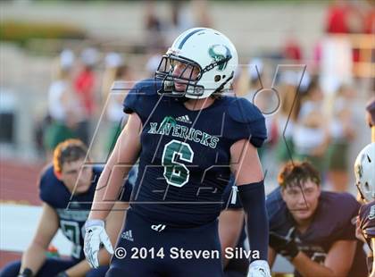 Thumbnail 1 in Corona del Mar vs. La Costa Canyon (Brothers in Arms Classic) photogallery.