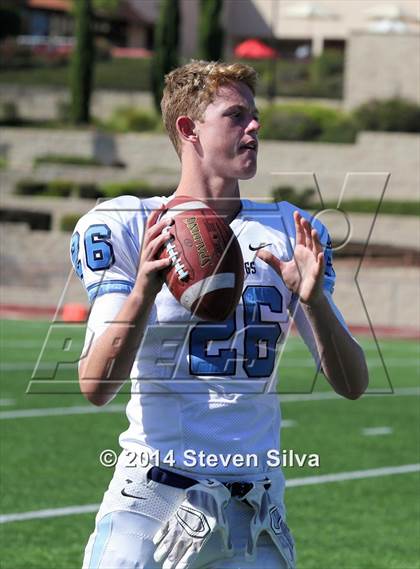 Thumbnail 1 in Corona del Mar vs. La Costa Canyon (Brothers in Arms Classic) photogallery.