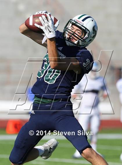 Thumbnail 3 in Corona del Mar vs. La Costa Canyon (Brothers in Arms Classic) photogallery.