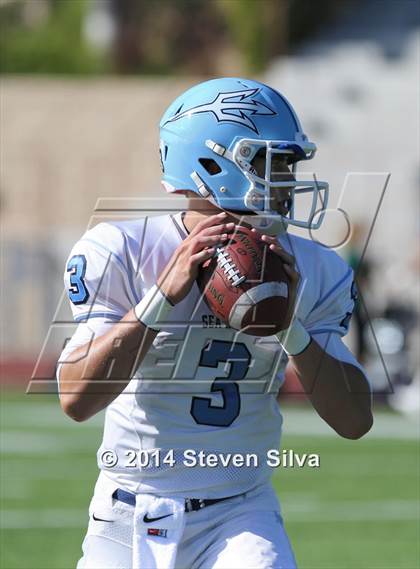 Thumbnail 3 in Corona del Mar vs. La Costa Canyon (Brothers in Arms Classic) photogallery.