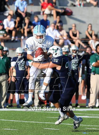 Thumbnail 2 in Corona del Mar vs. La Costa Canyon (Brothers in Arms Classic) photogallery.