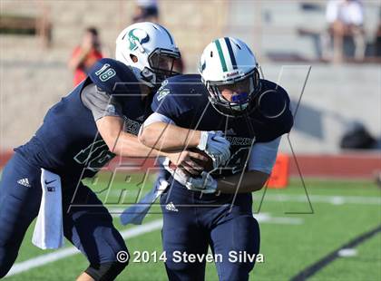 Thumbnail 3 in Corona del Mar vs. La Costa Canyon (Brothers in Arms Classic) photogallery.