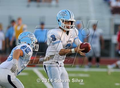 Thumbnail 2 in Corona del Mar vs. La Costa Canyon (Brothers in Arms Classic) photogallery.