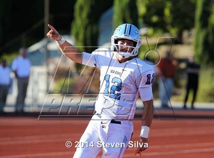 Thumbnail 1 in Corona del Mar vs. La Costa Canyon (Brothers in Arms Classic) photogallery.
