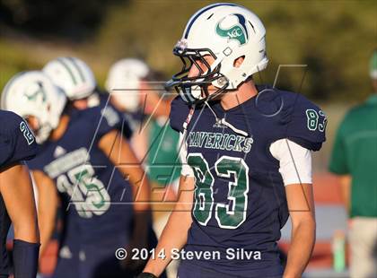 Thumbnail 1 in Corona del Mar vs. La Costa Canyon (Brothers in Arms Classic) photogallery.
