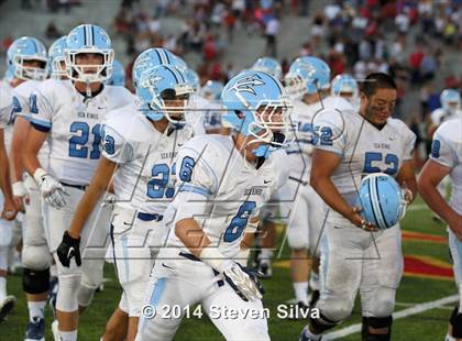 Thumbnail 3 in Corona del Mar vs. La Costa Canyon (Brothers in Arms Classic) photogallery.