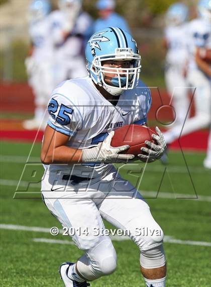 Thumbnail 3 in Corona del Mar vs. La Costa Canyon (Brothers in Arms Classic) photogallery.