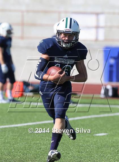 Thumbnail 1 in Corona del Mar vs. La Costa Canyon (Brothers in Arms Classic) photogallery.