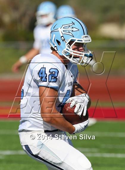Thumbnail 3 in Corona del Mar vs. La Costa Canyon (Brothers in Arms Classic) photogallery.