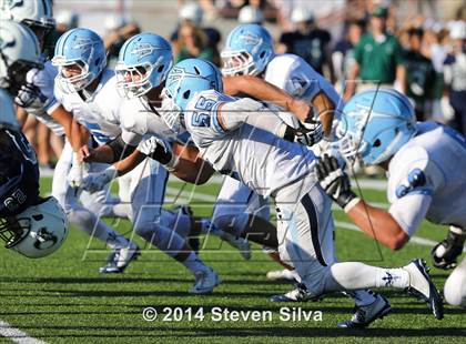 Thumbnail 3 in Corona del Mar vs. La Costa Canyon (Brothers in Arms Classic) photogallery.