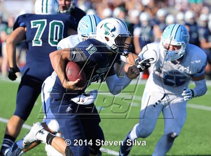 Thumbnail 2 in Corona del Mar vs. La Costa Canyon (Brothers in Arms Classic) photogallery.