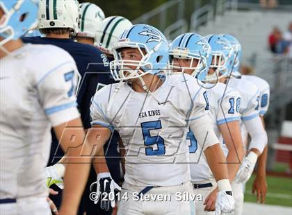 Thumbnail 2 in Corona del Mar vs. La Costa Canyon (Brothers in Arms Classic) photogallery.