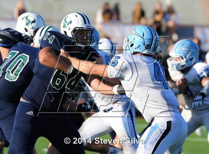 Thumbnail 2 in Corona del Mar vs. La Costa Canyon (Brothers in Arms Classic) photogallery.