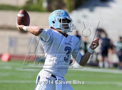 Thumbnail 2 in Corona del Mar vs. La Costa Canyon (Brothers in Arms Classic) photogallery.