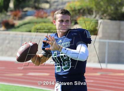 Thumbnail 3 in Corona del Mar vs. La Costa Canyon (Brothers in Arms Classic) photogallery.