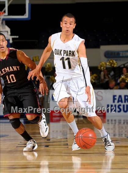 Thumbnail 1 in Alemany vs. Oak Park (CIF SS D3A Final) photogallery.