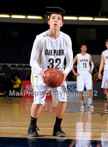 Thumbnail 3 in Alemany vs. Oak Park (CIF SS D3A Final) photogallery.