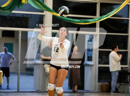 Thumbnail 1 in Windsor @ Maria Carrillo photogallery.