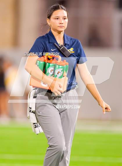 Thumbnail 3 in Klein @ Cypress Ranch (UIL Football 6A D1 Bi-District) photogallery.