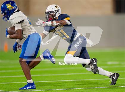 Thumbnail 2 in Klein @ Cypress Ranch (UIL Football 6A D1 Bi-District) photogallery.