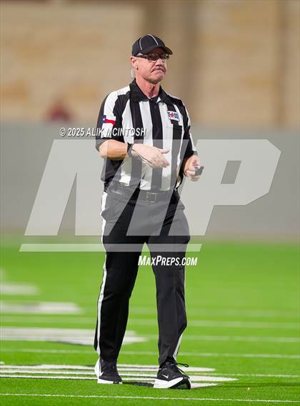 Thumbnail 1 in Klein @ Cypress Ranch (UIL Football 6A D1 Bi-District) photogallery.