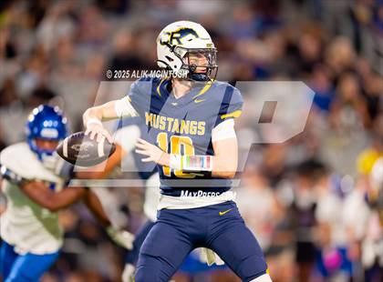 Thumbnail 3 in Klein @ Cypress Ranch (UIL Football 6A D1 Bi-District) photogallery.