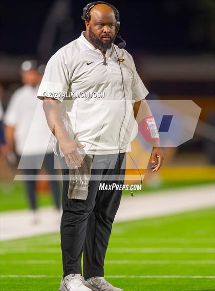 Thumbnail 1 in Klein @ Cypress Ranch (UIL Football 6A D1 Bi-District) photogallery.