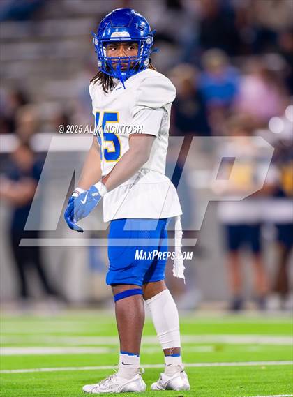 Thumbnail 2 in Klein @ Cypress Ranch (UIL Football 6A D1 Bi-District) photogallery.