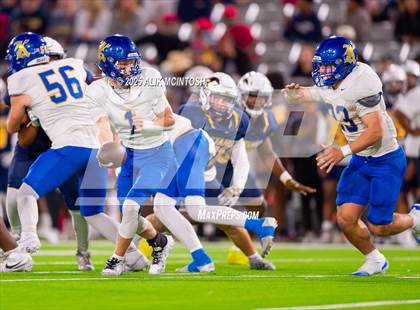 Thumbnail 2 in Klein @ Cypress Ranch (UIL Football 6A D1 Bi-District) photogallery.