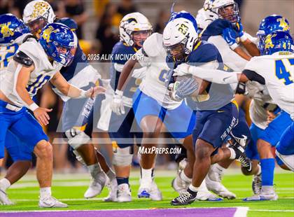 Thumbnail 2 in Klein @ Cypress Ranch (UIL Football 6A D1 Bi-District) photogallery.