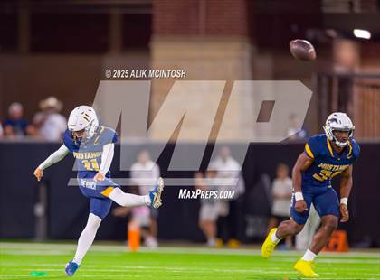 Thumbnail 1 in Klein @ Cypress Ranch (UIL  6A D1 Football Bi-District) photogallery.