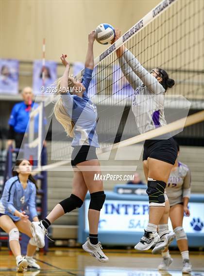 Thumbnail 2 in Foster @ Interlake photogallery.