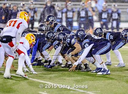 Thumbnail 2 in Bellarmine College Prep vs. Mission Viejo (CIF State Division 1-AA Final) photogallery.