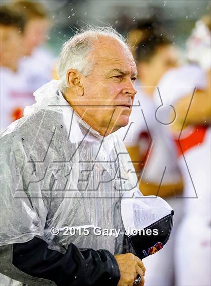 Thumbnail 3 in Bellarmine College Prep vs. Mission Viejo (CIF State Division 1-AA Final) photogallery.