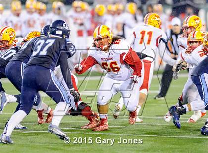 Thumbnail 3 in Bellarmine College Prep vs. Mission Viejo (CIF State Division 1-AA Final) photogallery.