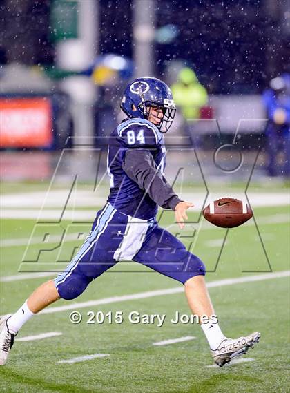 Thumbnail 3 in Bellarmine College Prep vs. Mission Viejo (CIF State Division 1-AA Final) photogallery.