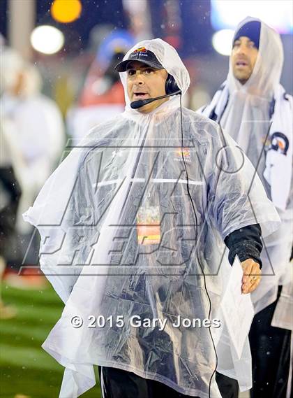 Thumbnail 2 in Bellarmine College Prep vs. Mission Viejo (CIF State Division 1-AA Final) photogallery.