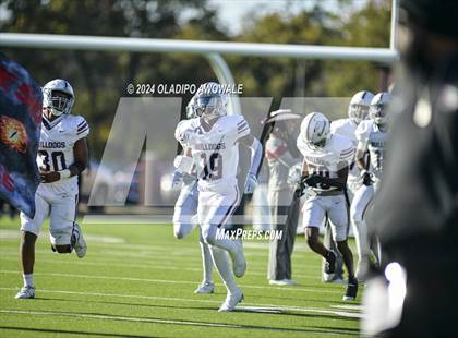 Thumbnail 1 in Jefferson @ Malakoff (UIL Football 3A DI Region II Regional Playoff) photogallery.