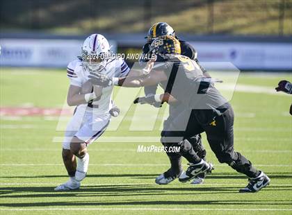 Thumbnail 3 in Jefferson @ Malakoff (UIL Football 3A DI Region II Regional Playoff) photogallery.