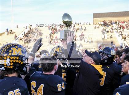 Thumbnail 1 in Jefferson @ Malakoff (UIL Football 3A DI Region II Regional Playoff) photogallery.