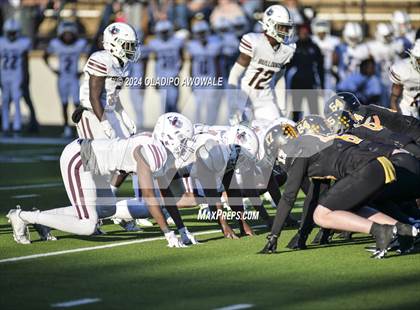 Thumbnail 2 in Jefferson @ Malakoff (UIL Football 3A DI Region II Regional Playoff) photogallery.