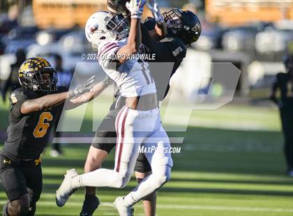 Thumbnail 3 in Jefferson @ Malakoff (UIL Football 3A DI Region II Regional Playoff) photogallery.