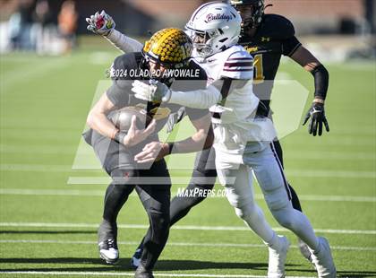 Thumbnail 1 in Jefferson @ Malakoff (UIL Football 3A DI Region II Regional Playoff) photogallery.