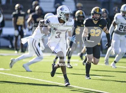 Thumbnail 2 in Jefferson @ Malakoff (UIL Football 3A DI Region II Regional Playoff) photogallery.
