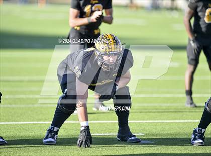 Thumbnail 3 in Jefferson @ Malakoff (UIL Football 3A DI Region II Regional Playoff) photogallery.