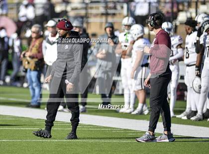 Thumbnail 1 in Jefferson @ Malakoff (UIL Football 3A DI Region II Regional Playoff) photogallery.