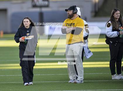 Thumbnail 1 in Jefferson @ Malakoff (UIL Football 3A DI Region II Regional Playoff) photogallery.