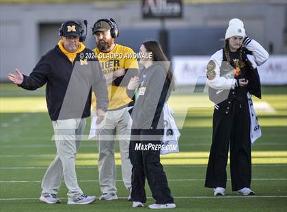 Thumbnail 2 in Jefferson @ Malakoff (UIL Football 3A DI Region II Regional Playoff) photogallery.