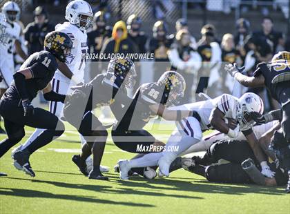 Thumbnail 3 in Jefferson @ Malakoff (UIL Football 3A DI Region II Regional Playoff) photogallery.
