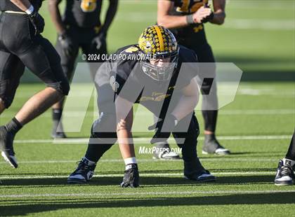 Thumbnail 3 in Jefferson @ Malakoff (UIL Football 3A DI Region II Regional Playoff) photogallery.